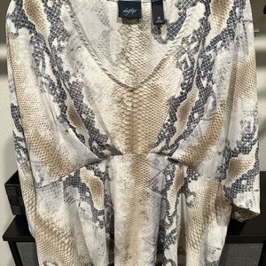 Day trip baby doll blouse